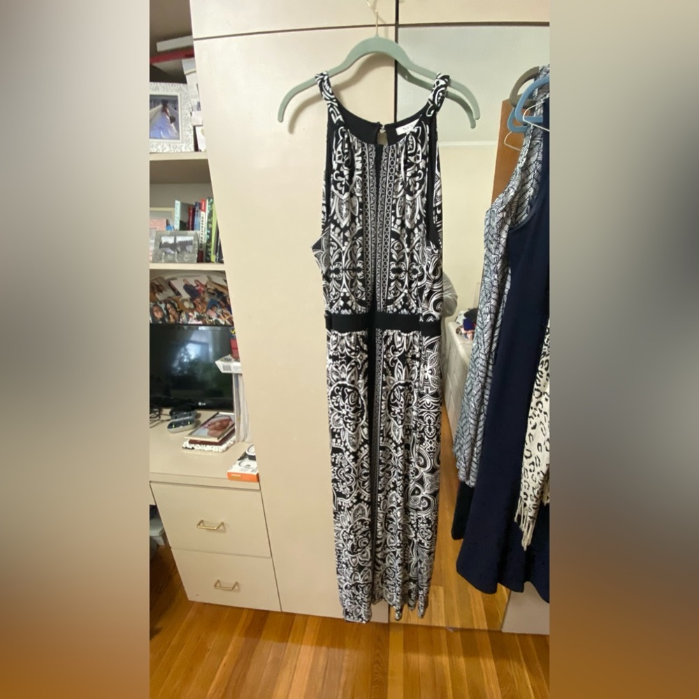 Black and white dress worn once